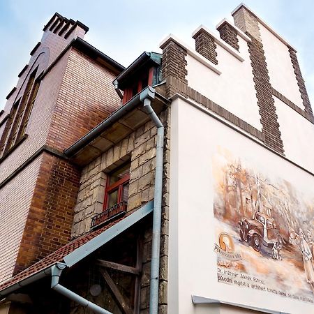 Pstrossova Vila - U Klasterni Zahrady Bechyně Exterior foto