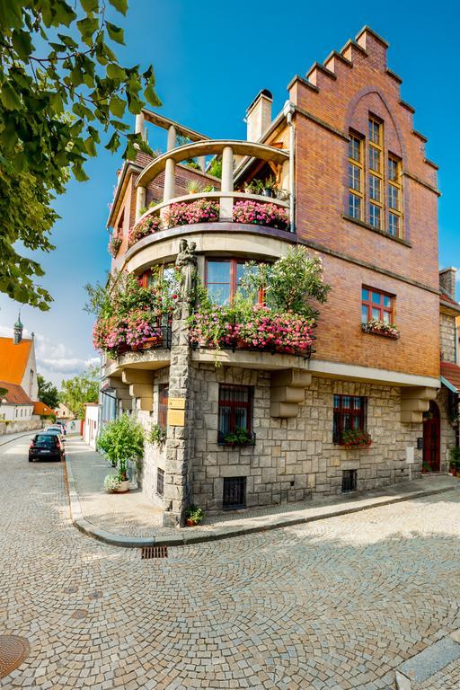 Pstrossova Vila - U Klasterni Zahrady Bechyně Exterior foto